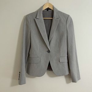 Express design studio Blazer